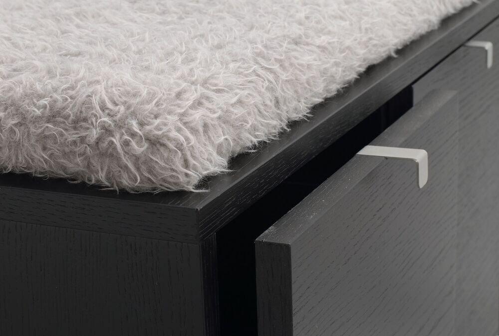 103758_det3_Confetti_bench_w_2drawers_black_sheepskin_imitation_B