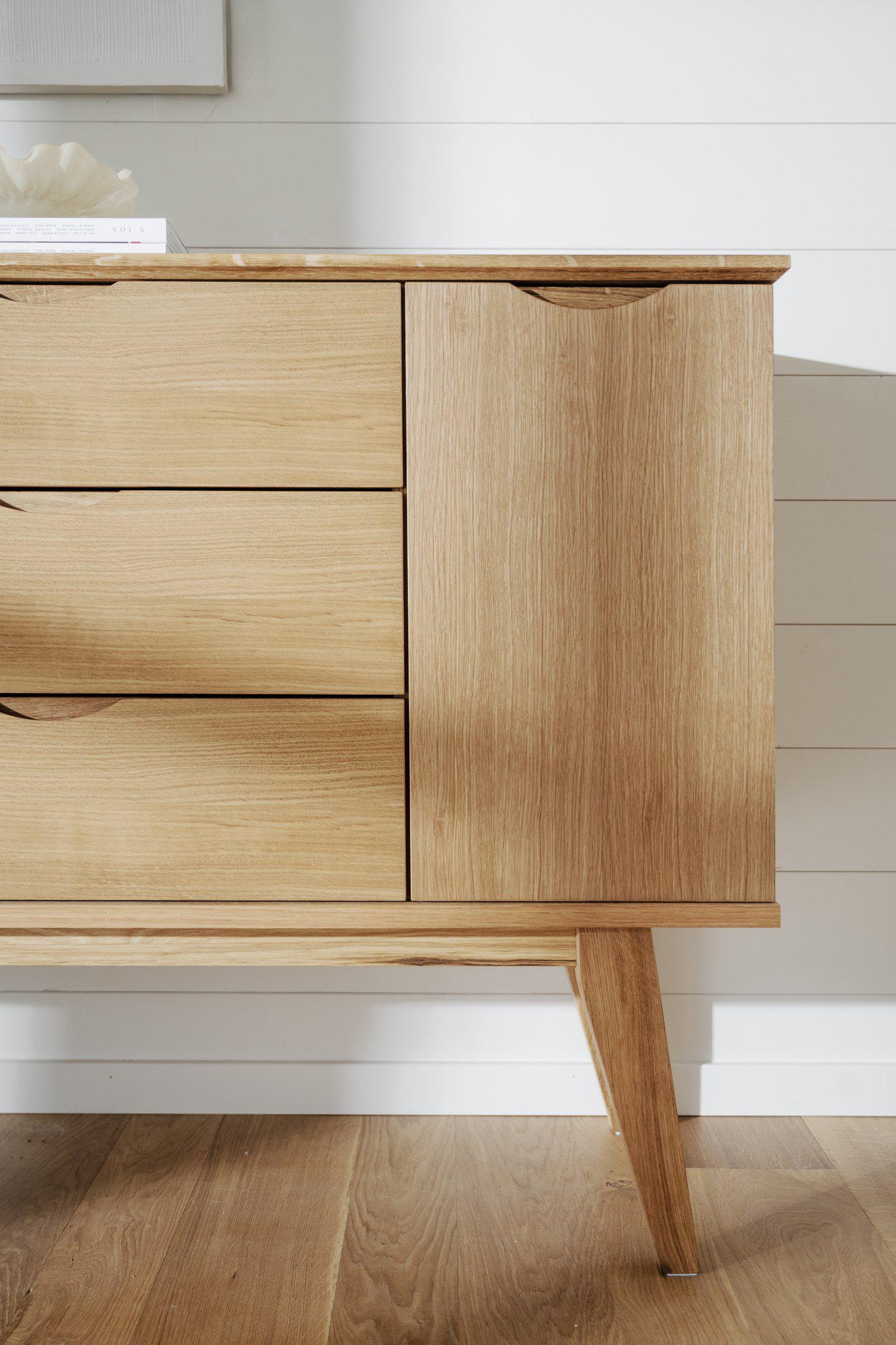 113776_b_mb_Filippa sideboard oak 2