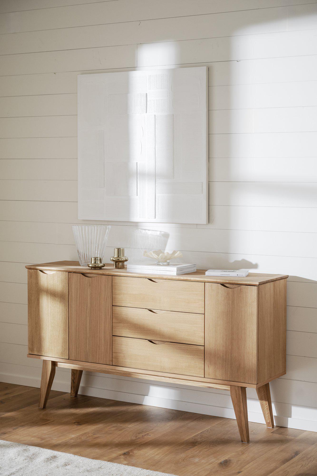 113776_b_mb_Filippa sideboard oak 3