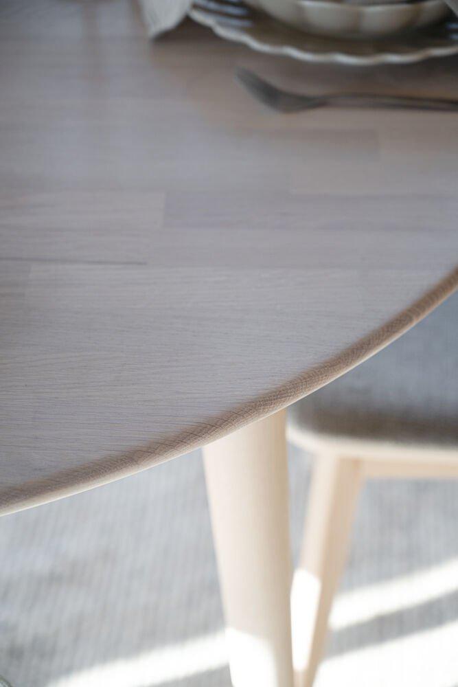 119954_b_mb_Tyler_dining_table_ww_01