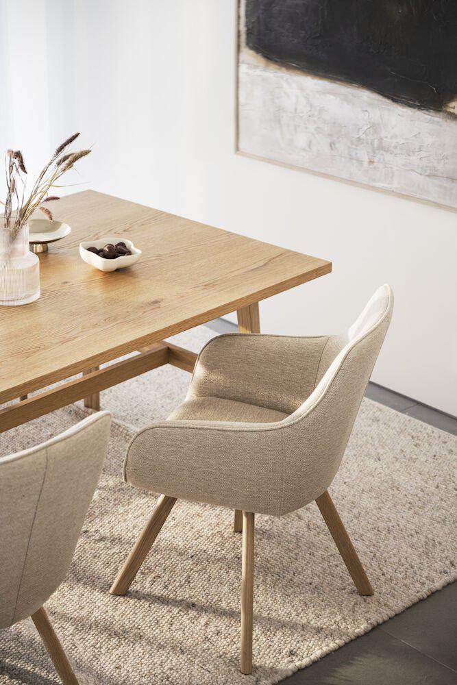 121182-17880__b_mb_Plainfield_table_in_oak_ALISON_chair_with_lacquered_02