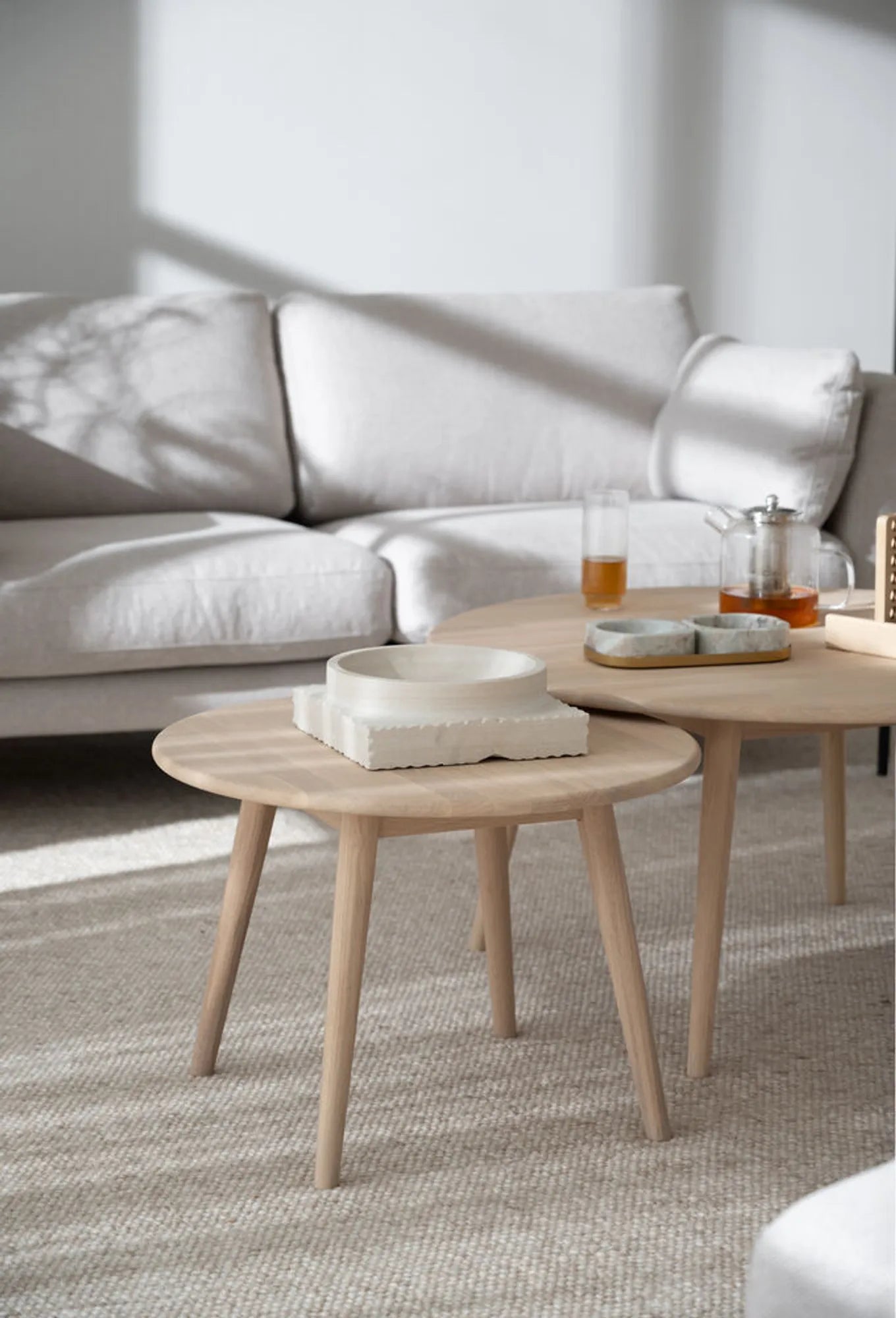 128026_b_mb_Tompkins_coffee_table_square_whitewash_oak_01