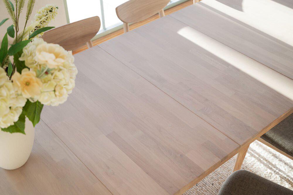 128218-128219_b_mb_Gardner_dining_table_ww_Gardner_insert_ww_02 1