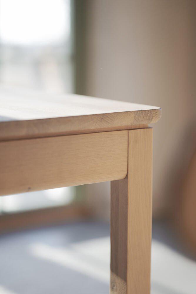 128218_b_mb_Gardner_dining_table_ww_01
