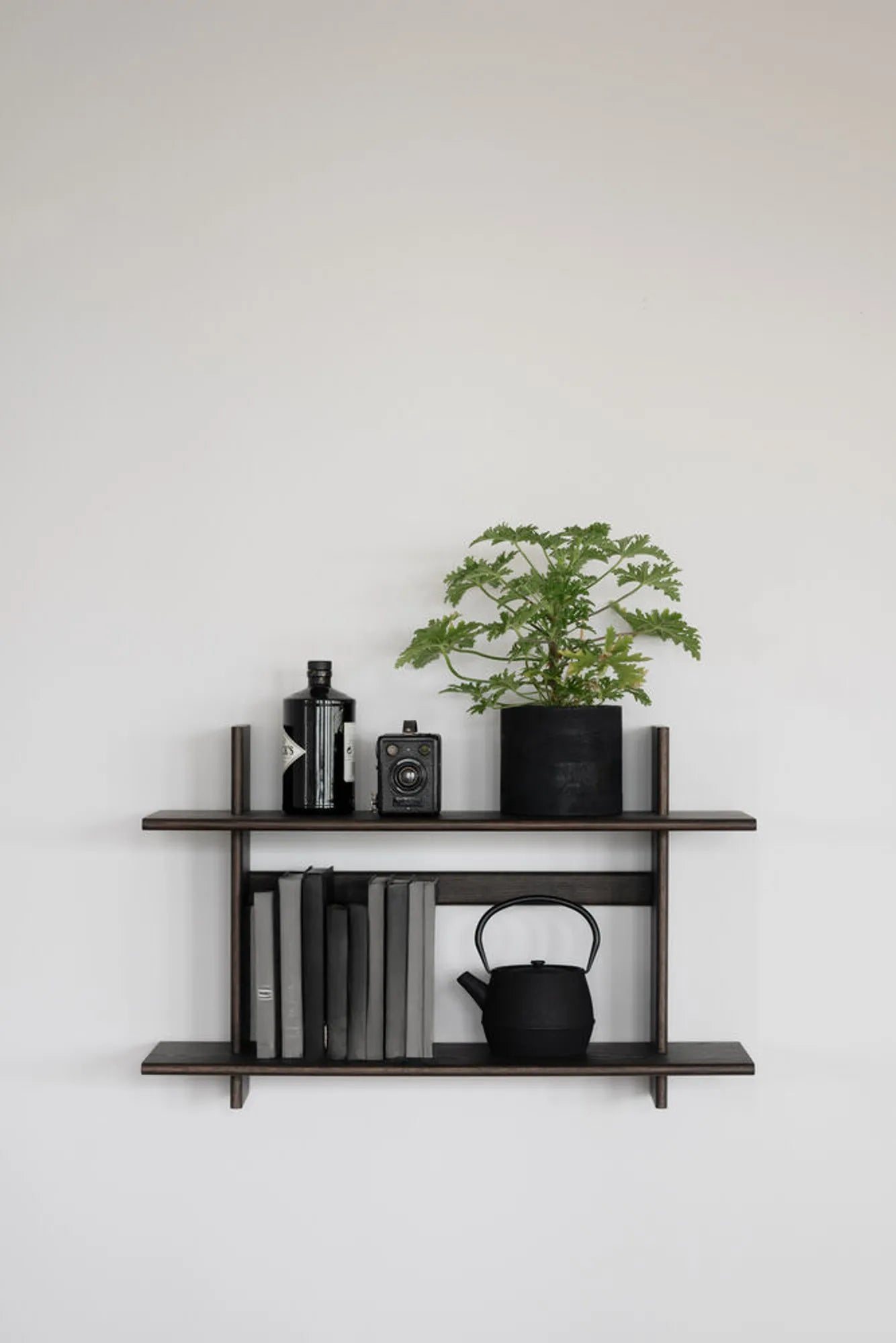128412_b_mb_Westlock_shelf_brown_10 1