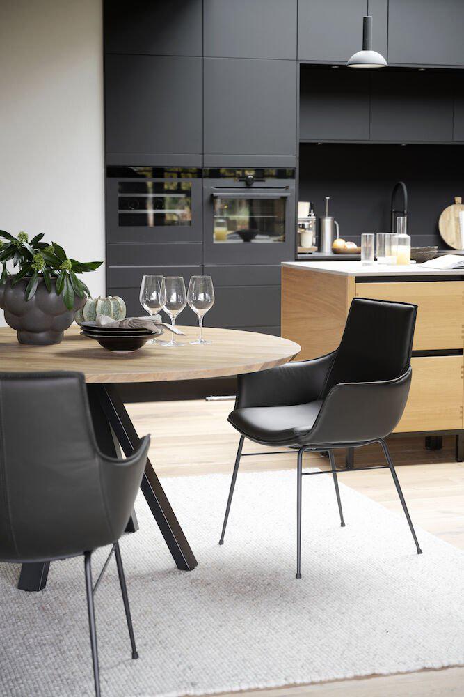 CARRADALE_DINING_TABLE_-_120896_LOWELL_CHAIR_-_120263_01