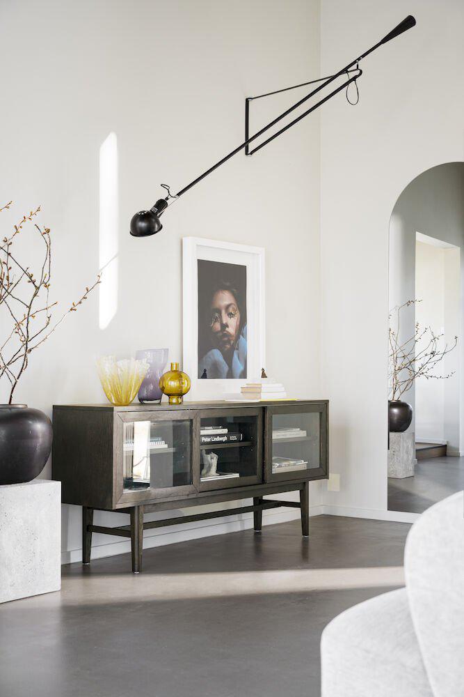 Hazelton_sideboard_-_121154_01