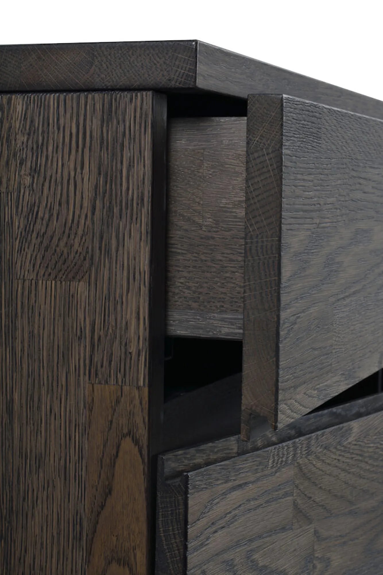 117431_det3b_Fred_sideboard_R