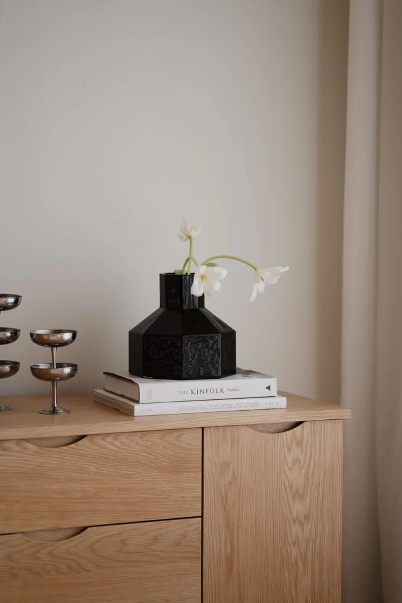 118051-118052_b_mb_Filippa_sideboard_122_Filippa_sideboard_150_oak_01