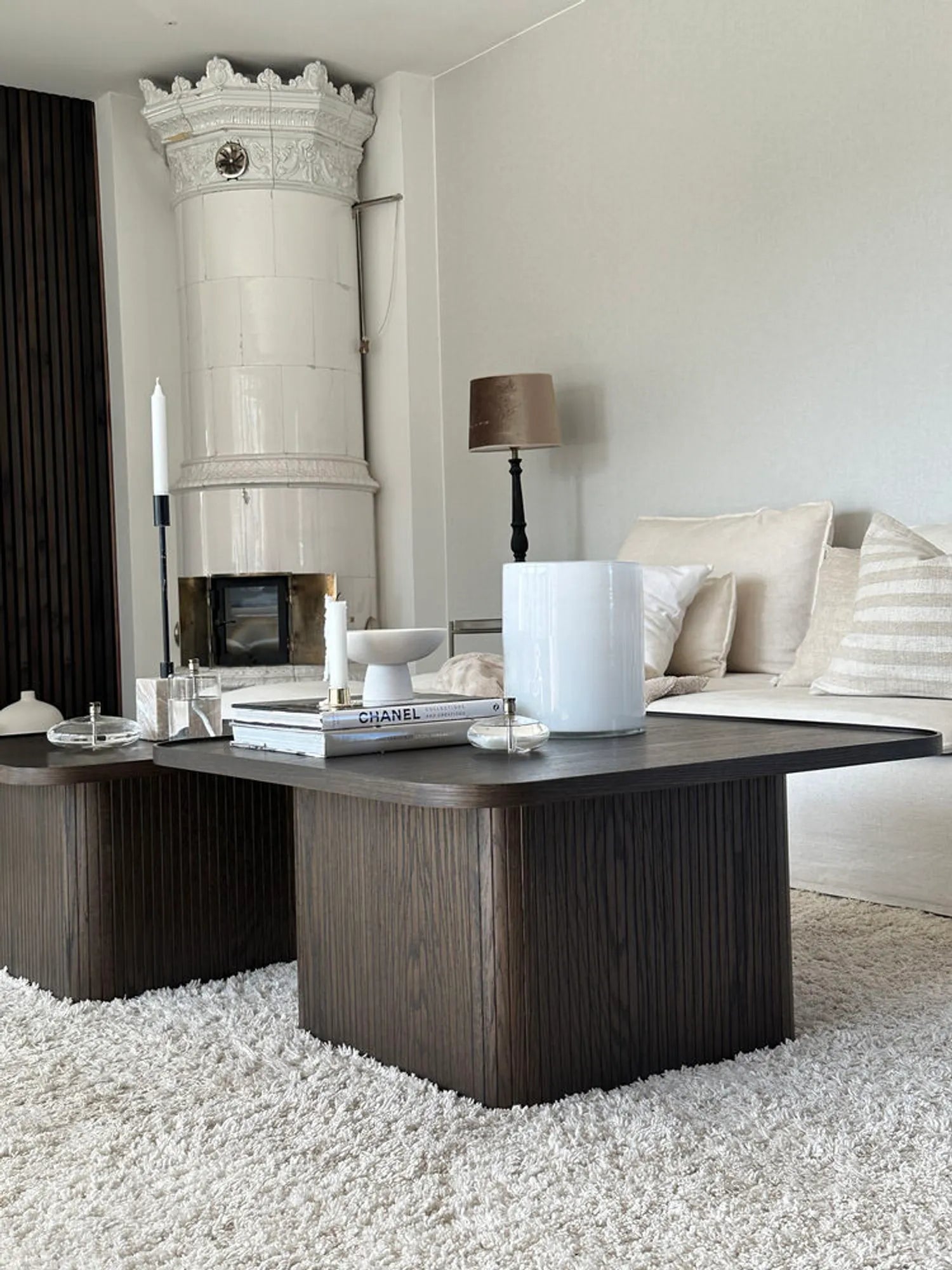 120104-120105_b_mb_Sullivan_coffee_table_brown_01_ny