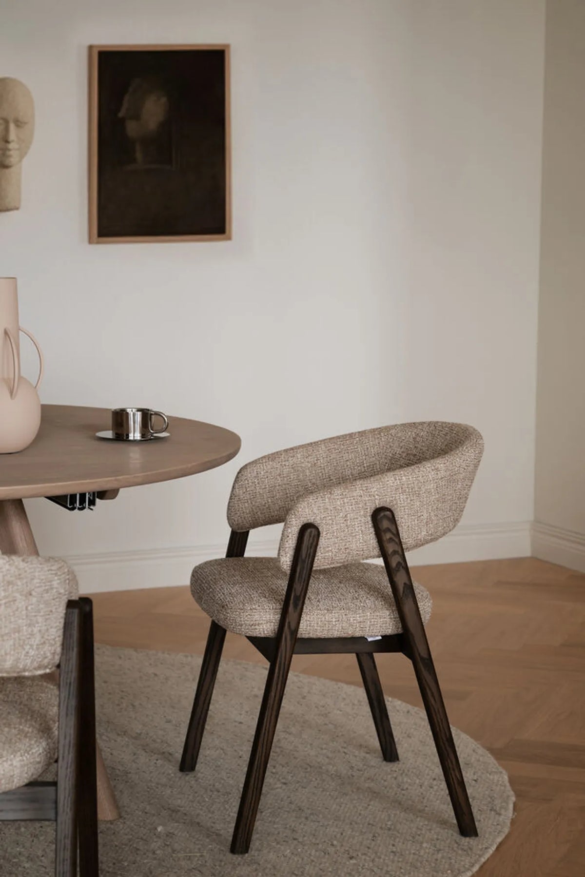 120164_b_mb_Barnaby_chair_brown_04