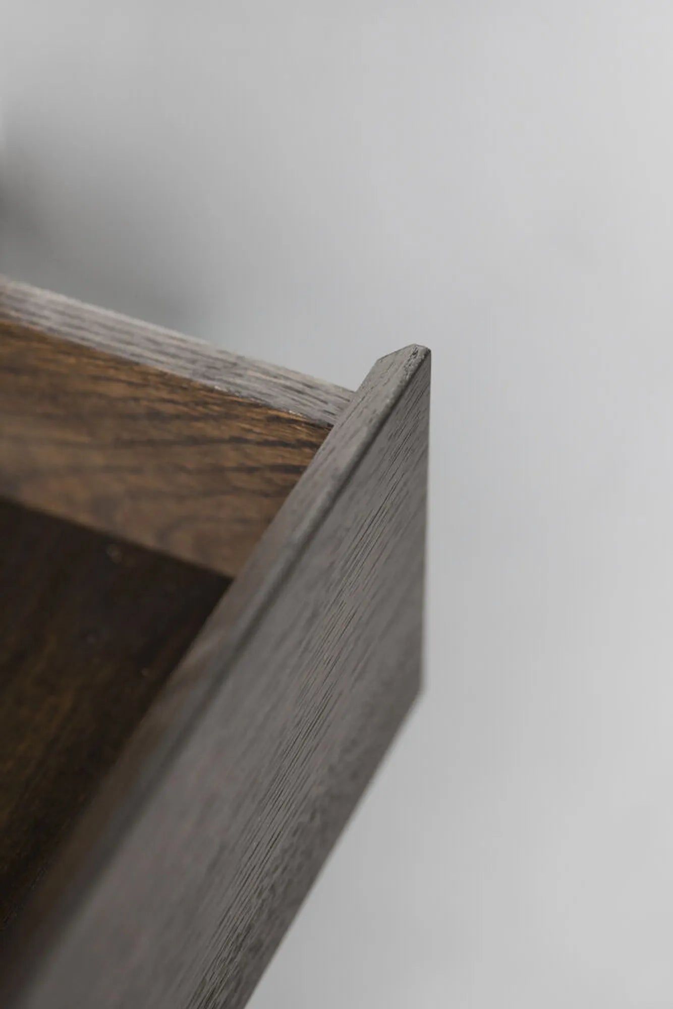 121195-121191-121193_b_mb_Mackay_brown_4