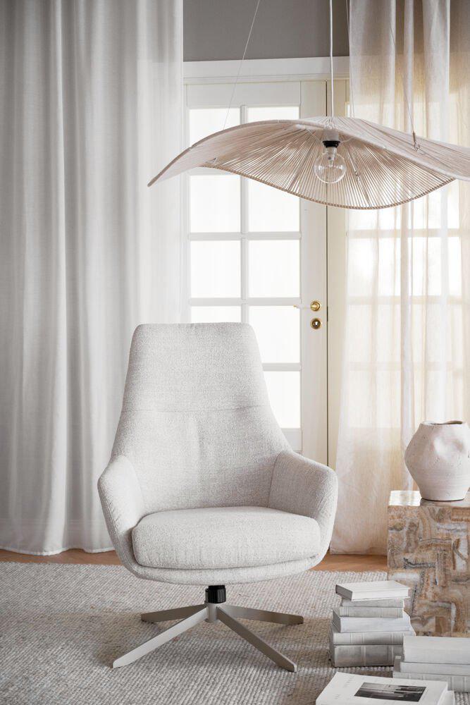 123174_b_mb_Conroe_sofa_chair_leigh_101_01