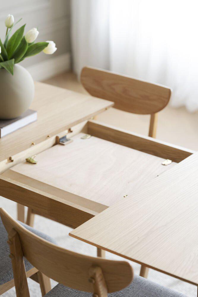 Cirrus_table_-_114141_07