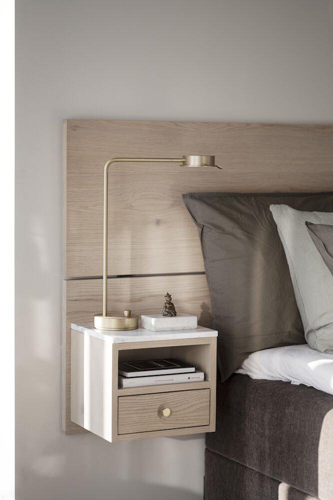 Whitmore_-_120767_01