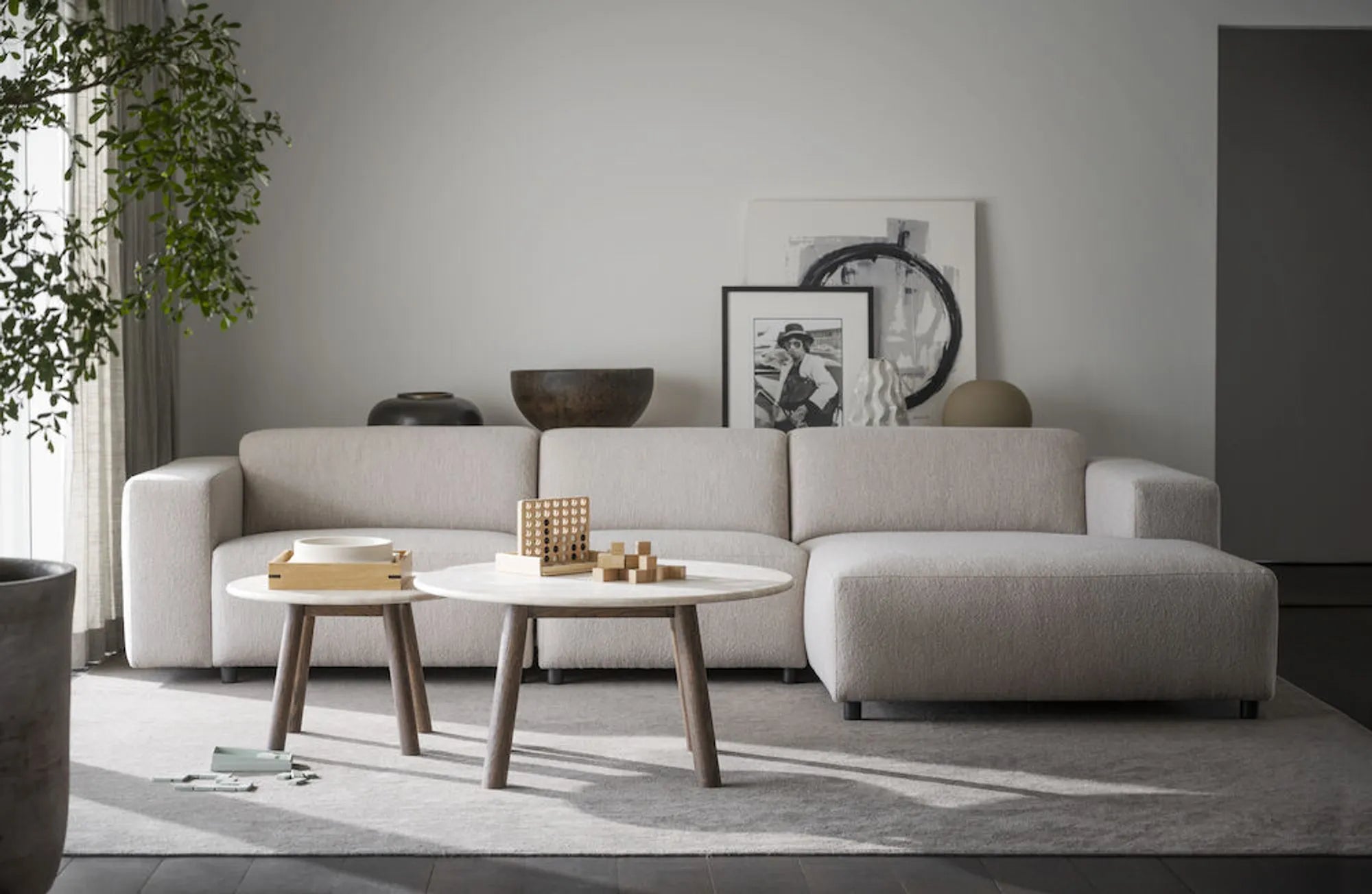 Willard_sofa_121334_Taransay_coffee_table_120845_120848_01