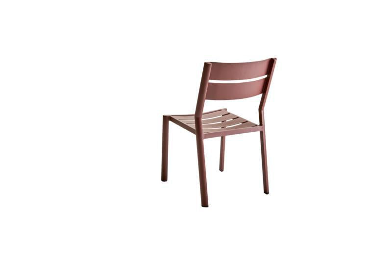 delia-matstol-zin-red1